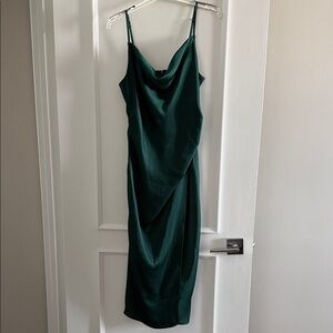 Wilfred Emerald Green Satin Midi Slip Dress sz M Like New